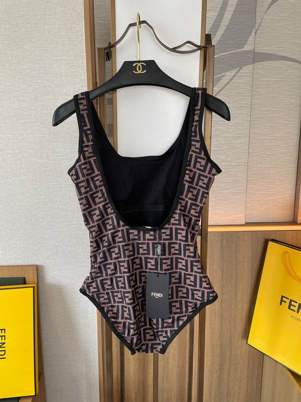 Fendi S-L 130 (10)